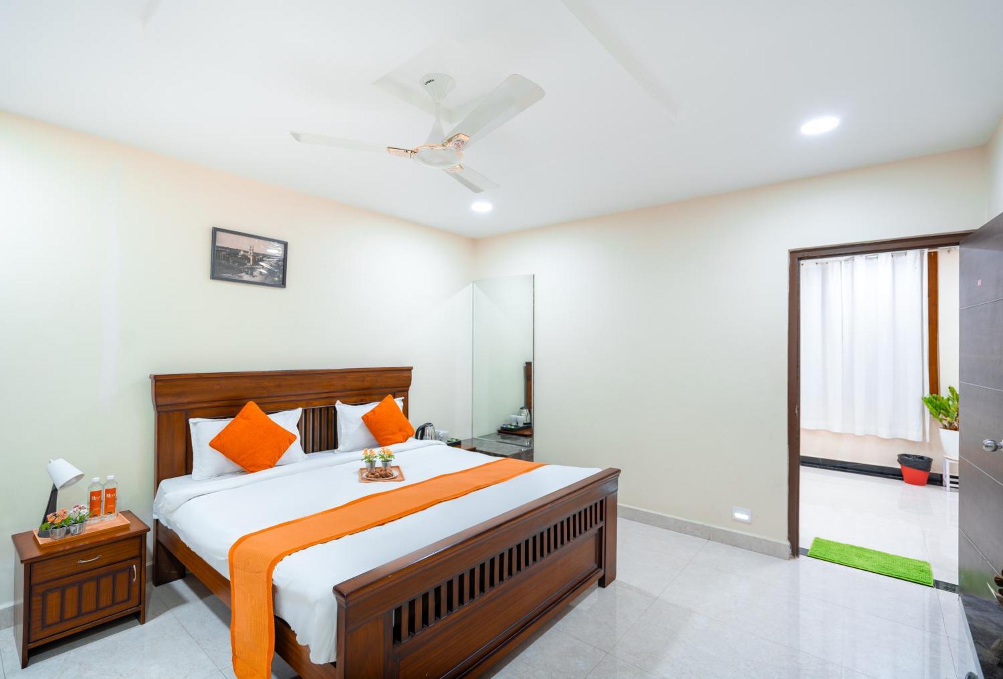 Voila At Nest Hotel Hyderabad Exterior foto